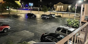 Property grounds - Village Inn (Green Bay)