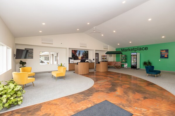 Reception - Cedar Motor Inn (Marquette)