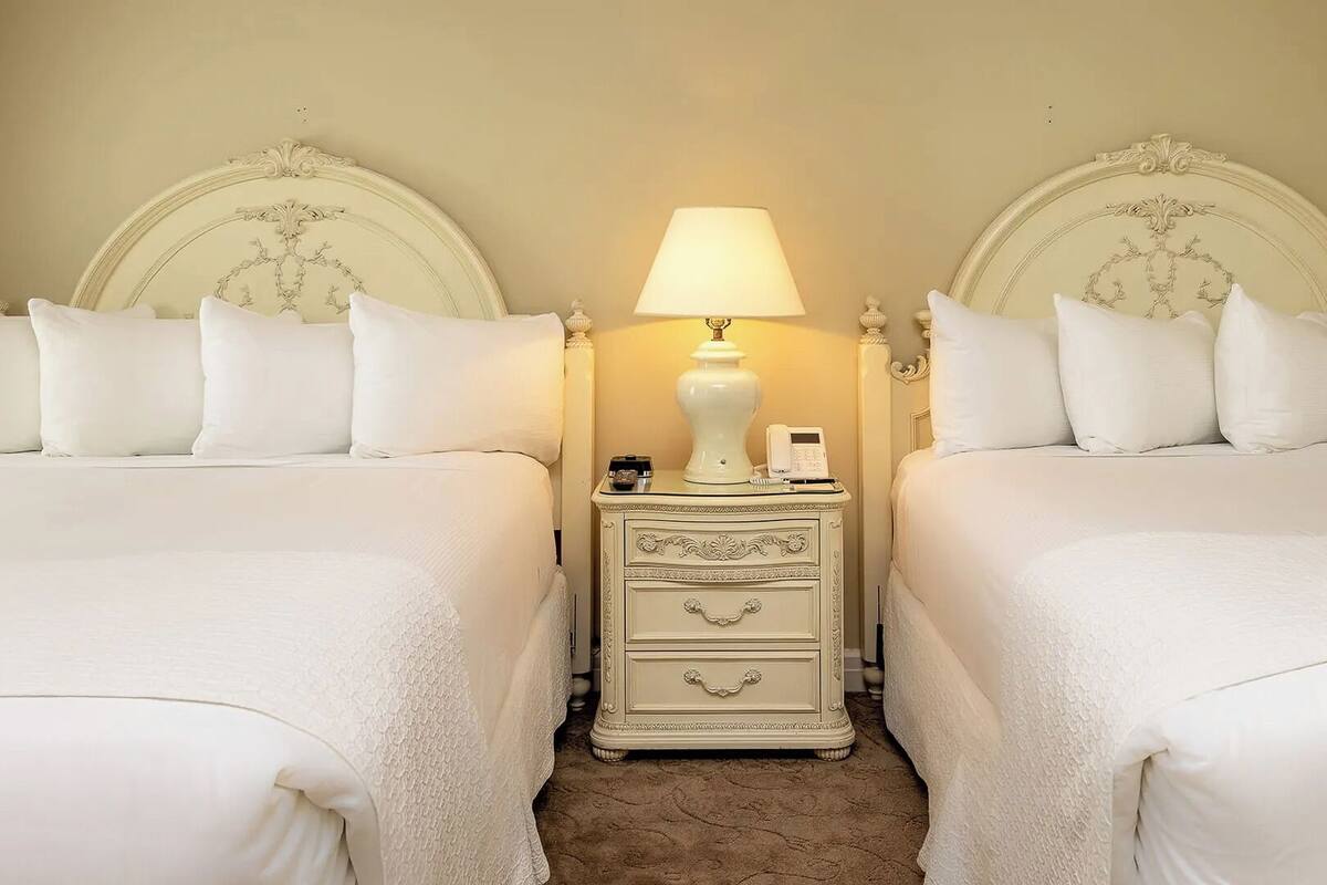 Classic Room, 2 Double Beds | In-room safe, laptop workspace, iron/ironing board, WiFi (free)