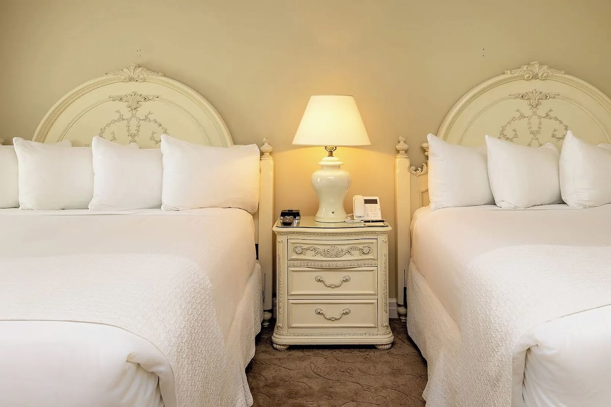 Classic Room, 2 Double Beds | In-room safe, laptop workspace, iron/ironing board, free WiFi