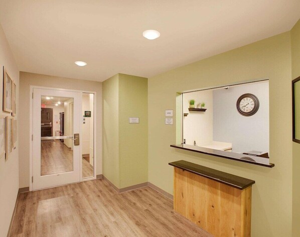 Interior - Studio 6 Extended Stay El Paso East TX (El Paso)