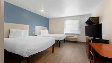 Standard Double Room, Non Smoking, Refrigerator & Microwave | Desk, laptop workspace, iron/ironing board, free WiFi