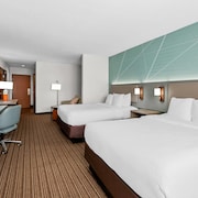 Find The Best Hotels Near Tobacco Road Golf Club in Sanford with AARP  Discounts