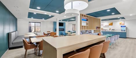 Free buffet breakfast