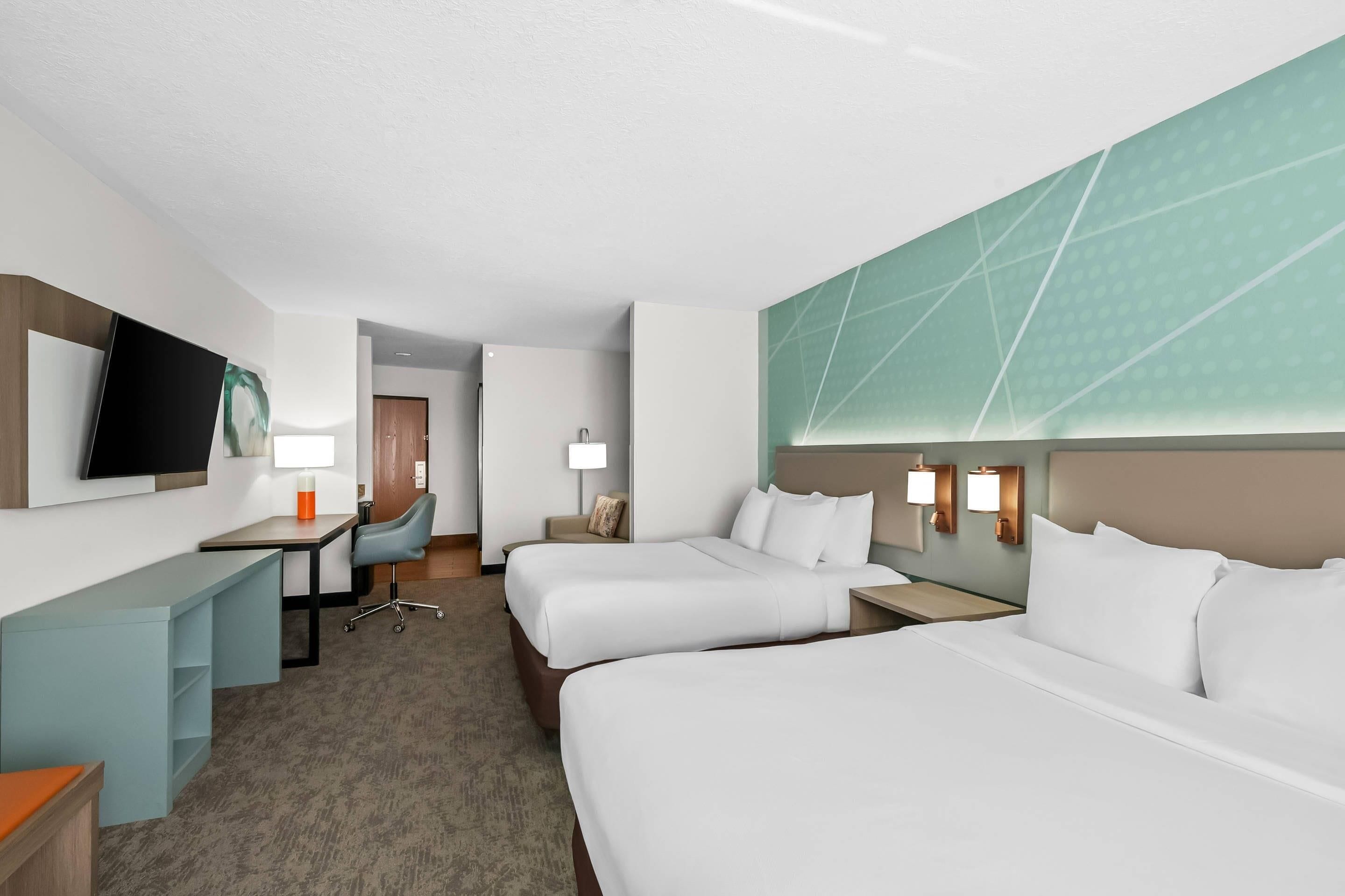 Suite, Non Smoking | Pillowtop beds, in-room safe, desk, iron/ironing board