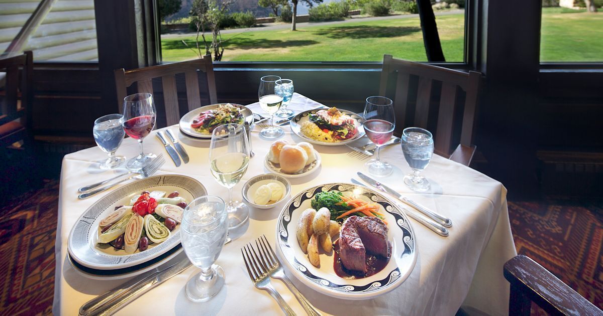 breakfast, lunch, dinner served; american cuisine