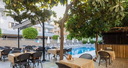 Kandelor Hotel