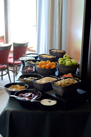 Breakfast buffet - Hotelli Ivalo (Inari)