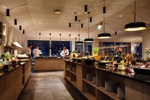 Dining - Loenfjord (Stryn)