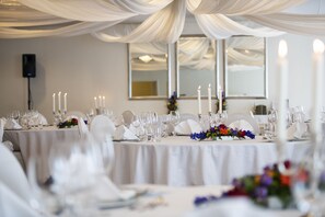 Banquet hall - Dr. Holms Hotel (Hol)