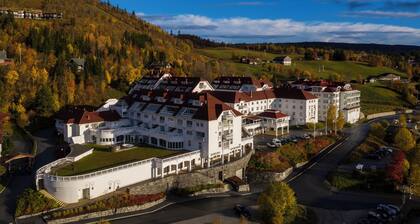 Dr. Holms Hotel