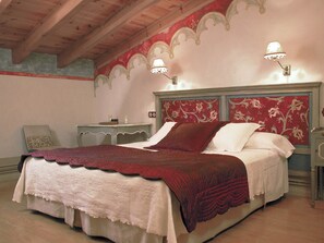 Habitació doble (Special Offer) | Escriptori, planxa i posts de planxar, wifi gratuïta i roba de llit 