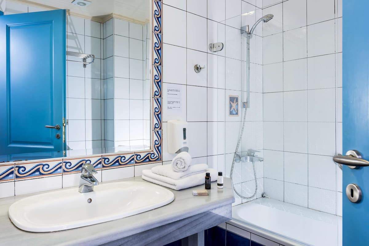 free toiletries, hair dryer, towels