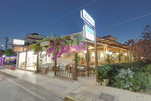 Front of property - evening/night - Marirena (Malevizi)