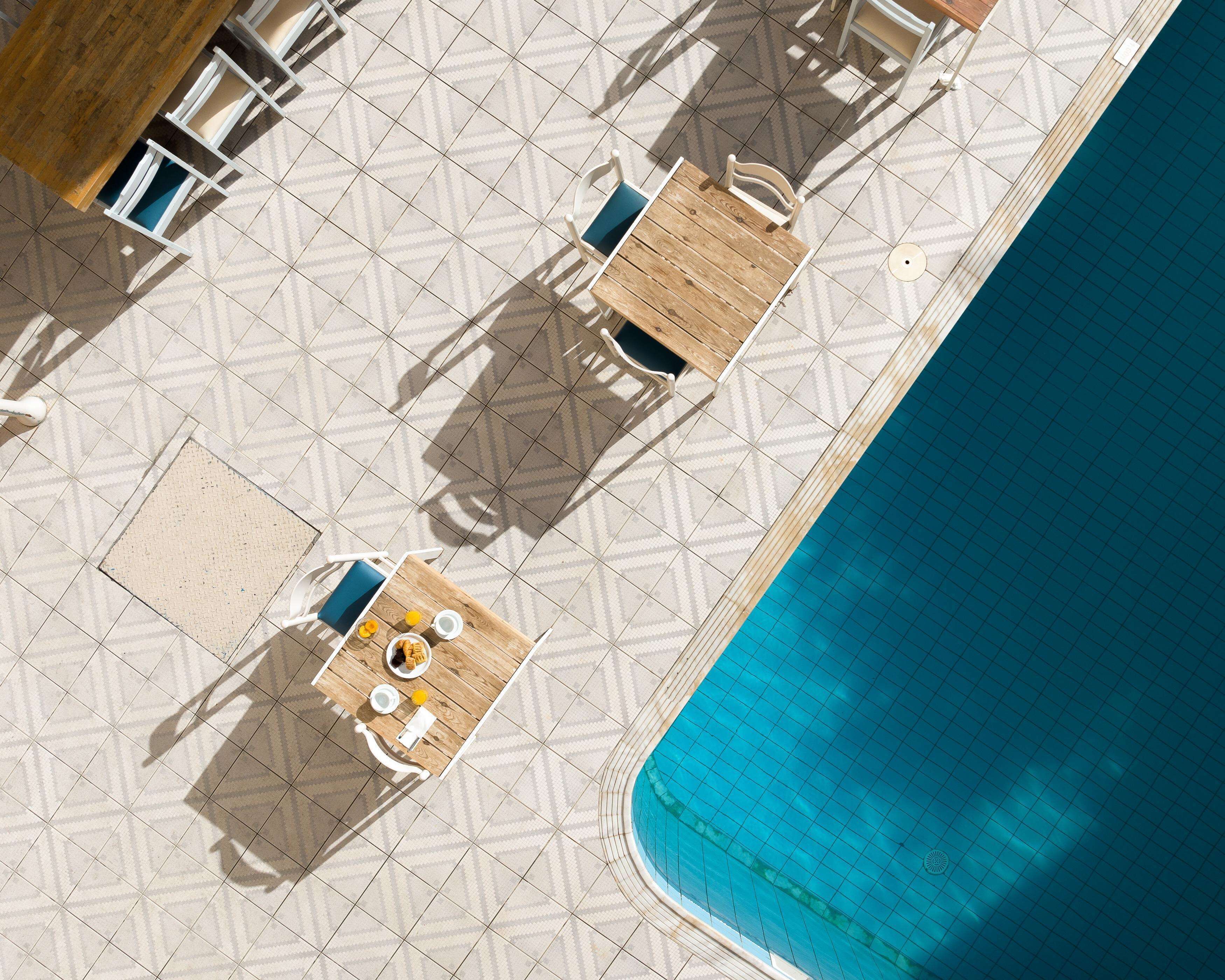 breakfast, dinner served; greek cuisine, pool views