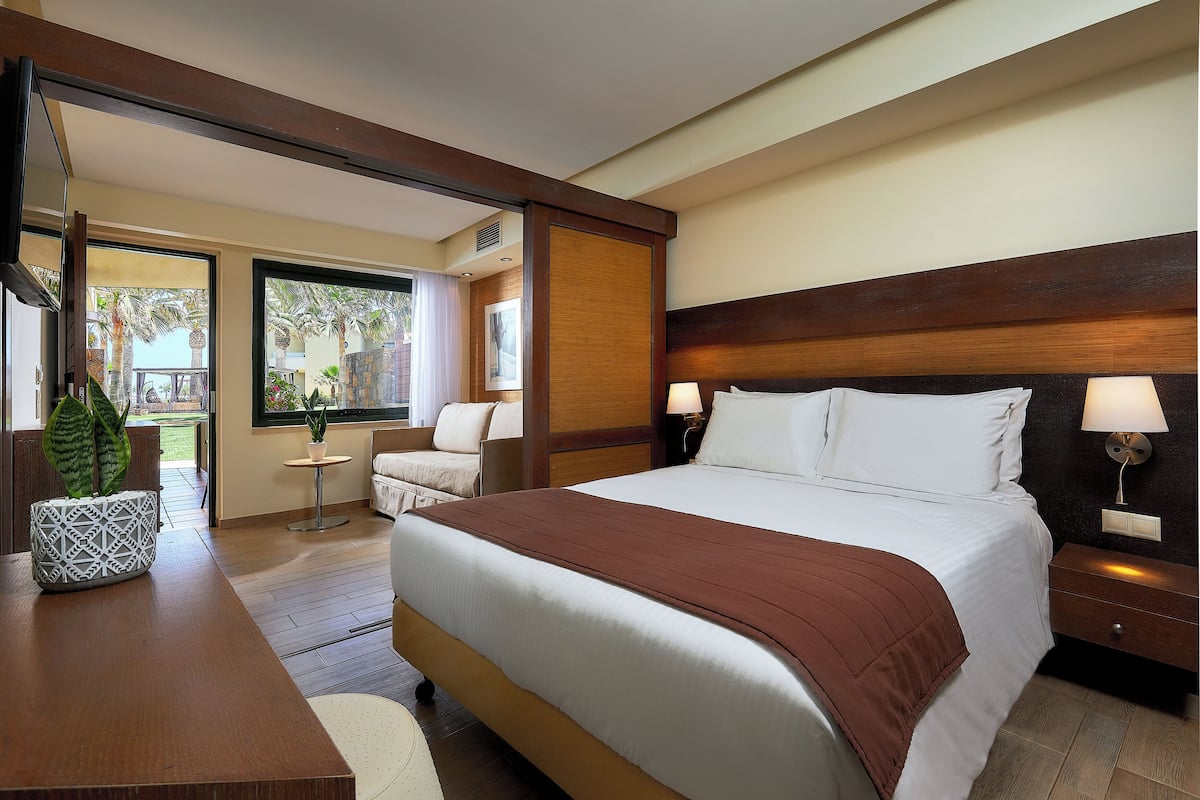 Family Room | 1 bedroom, WiFi, bed sheets