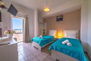 Habitación doble | Insonorización, tabla de planchar con plancha, cunas y wifi gratis