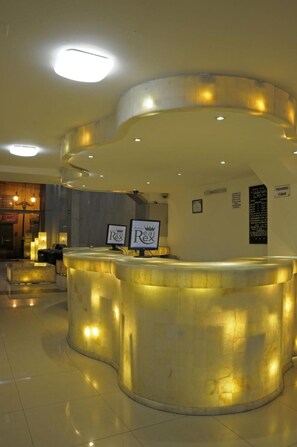 Lobby - Hotel Real Rex (León)