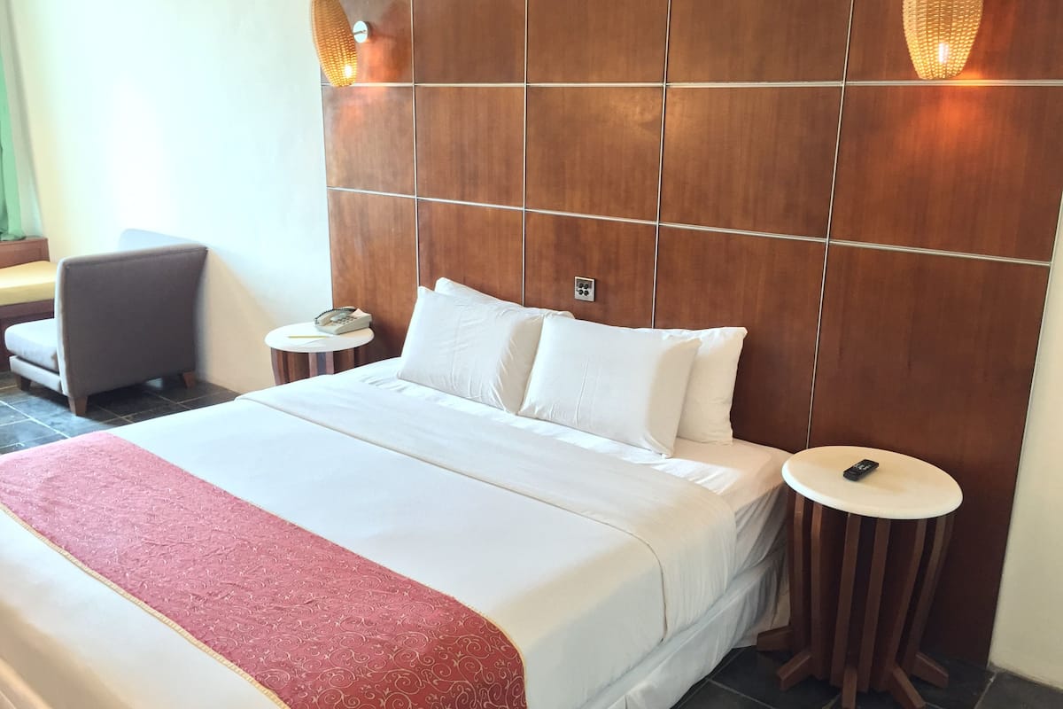 Minibar, skrivbord, ljudisolering och gratis barnsängar