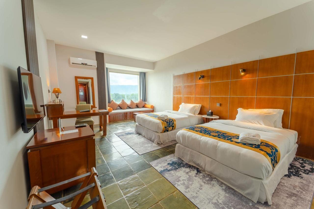 Minibar, desk, soundproofing, free cots/infant beds