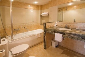 Bathroom - Rosa (Begur)