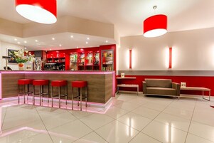 Bar (en la propiedad)