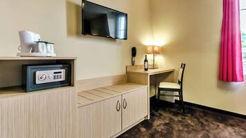 Blackout curtains, soundproofing, free cots/infant beds, free WiFi