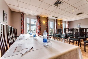 Meeting facility - Saint Louis de France (Lourdes)
