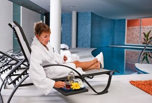 Sauna, Whirlpool, Dampfbad, Körperbehandlungen, Hydrotherapie