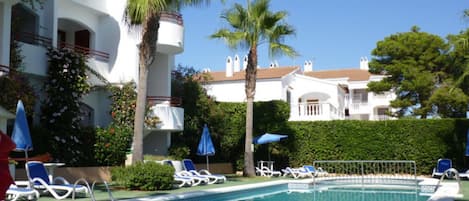 Outdoor pool, pool umbrellas, pool loungers