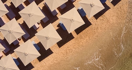 Golden Milos Beach House by Domotel