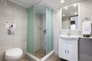 Apartamento superior, 2 habitaciones | Interior