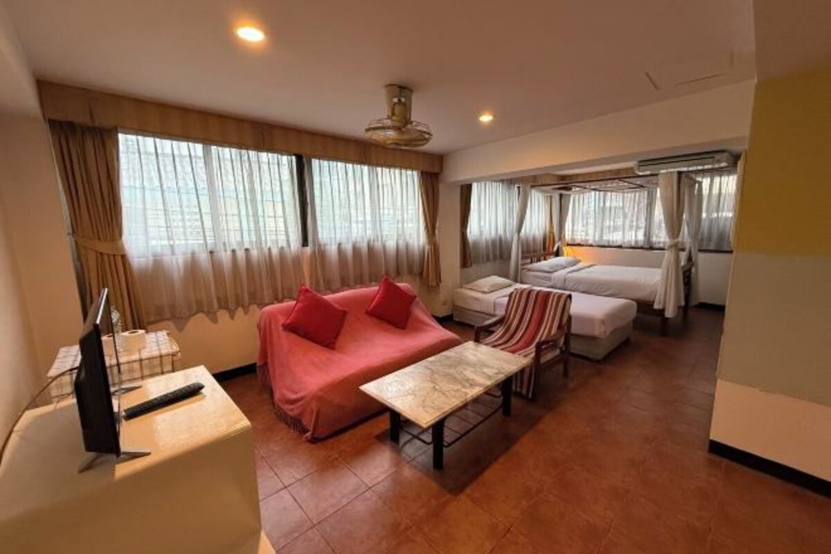 Minibar, in-room safe, desk, blackout drapes