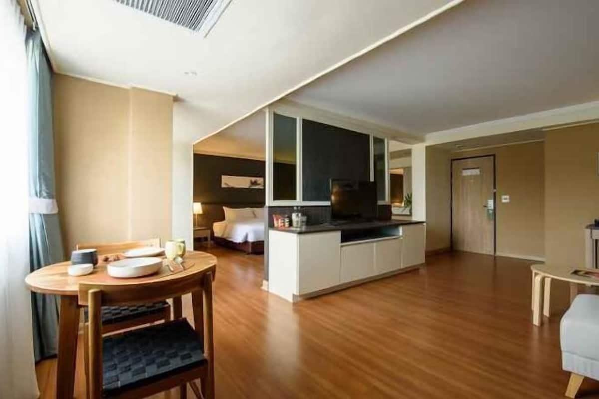 1 bedroom, minibar, in-room safe, desk