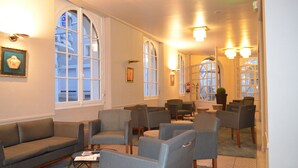 Lobby - Hotel Aneto (Lourdes)