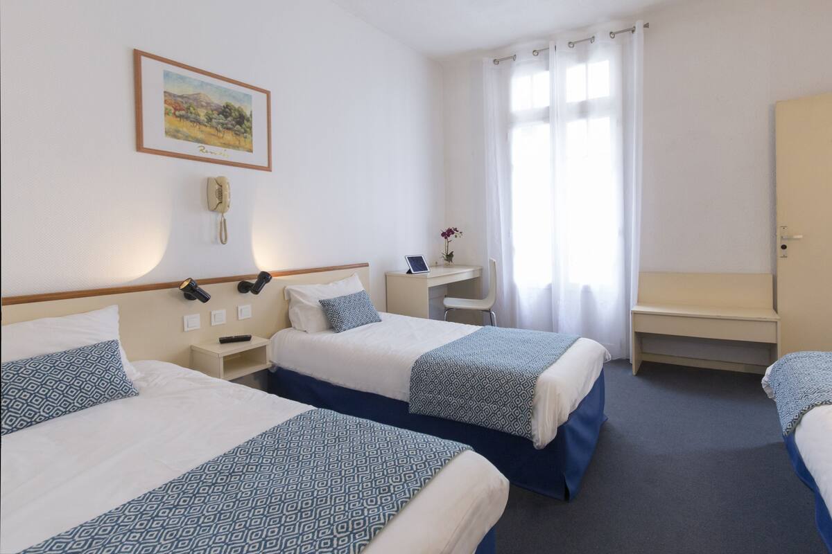 In-room safe, blackout curtains, soundproofing, free cots/infant beds