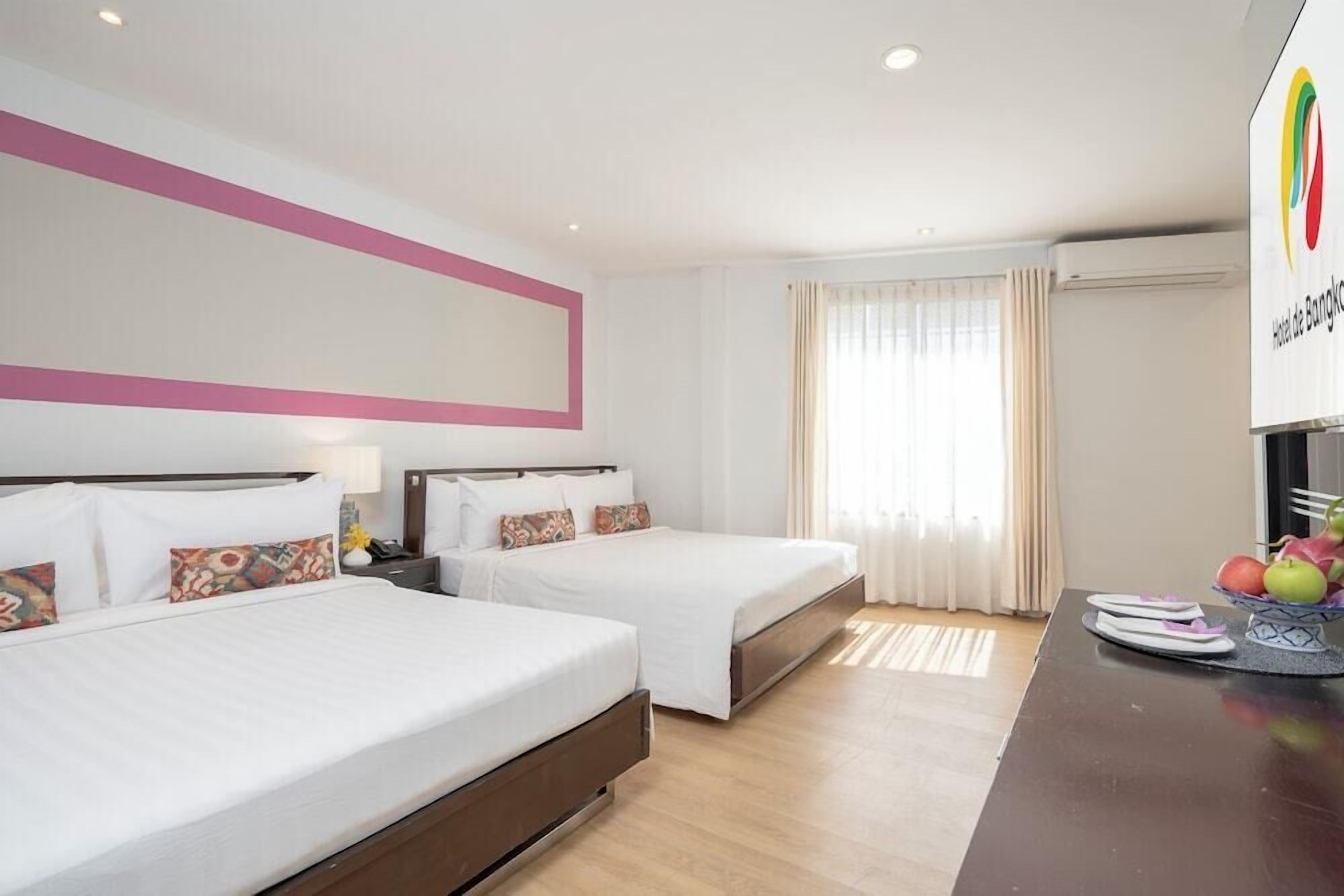 In-room safe, desk, free WiFi, bed sheets