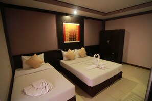 Ropa de cama hipoalergénica, wifi gratis y ropa de cama 