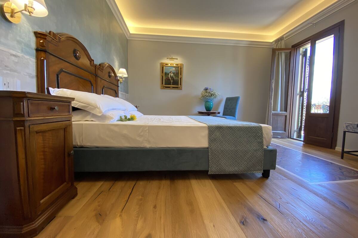 superior double or twin room, terrace | 1 bedroom, minibar, desk, free wifi