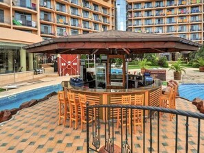 Outdoor pool - Tiara Beach (Sunny Beach)