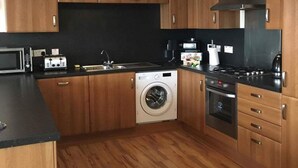 Apartment, 2 Bedrooms | Private kitchen - Aberfeldy Lodge (Inverness)