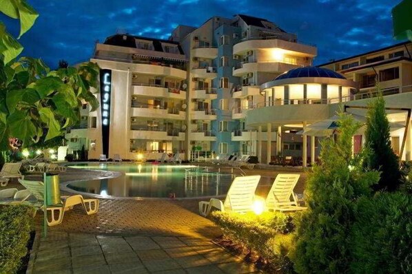 Outdoor pool - Laguna Holiday (Sunny Beach)
