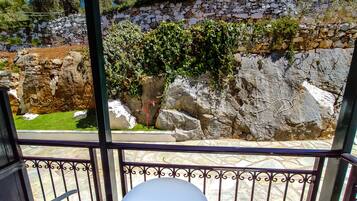 Economy Double or Twin Room (Budget) | Balcony