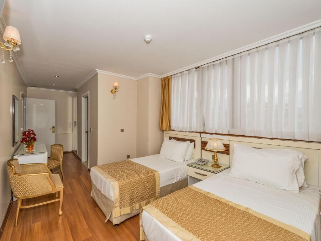 Minibar, individuell eingerichtet, Schreibtisch, Verdunkelungsvorhänge