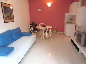 Unclassified image, 4 of 22, button - Apartmani Kelam (Okrug)