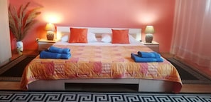 Soundproofing, iron/ironing board, free WiFi - Villa Luketa (Podstrana)
