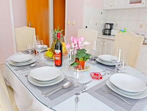 Tabla de planchar con plancha 