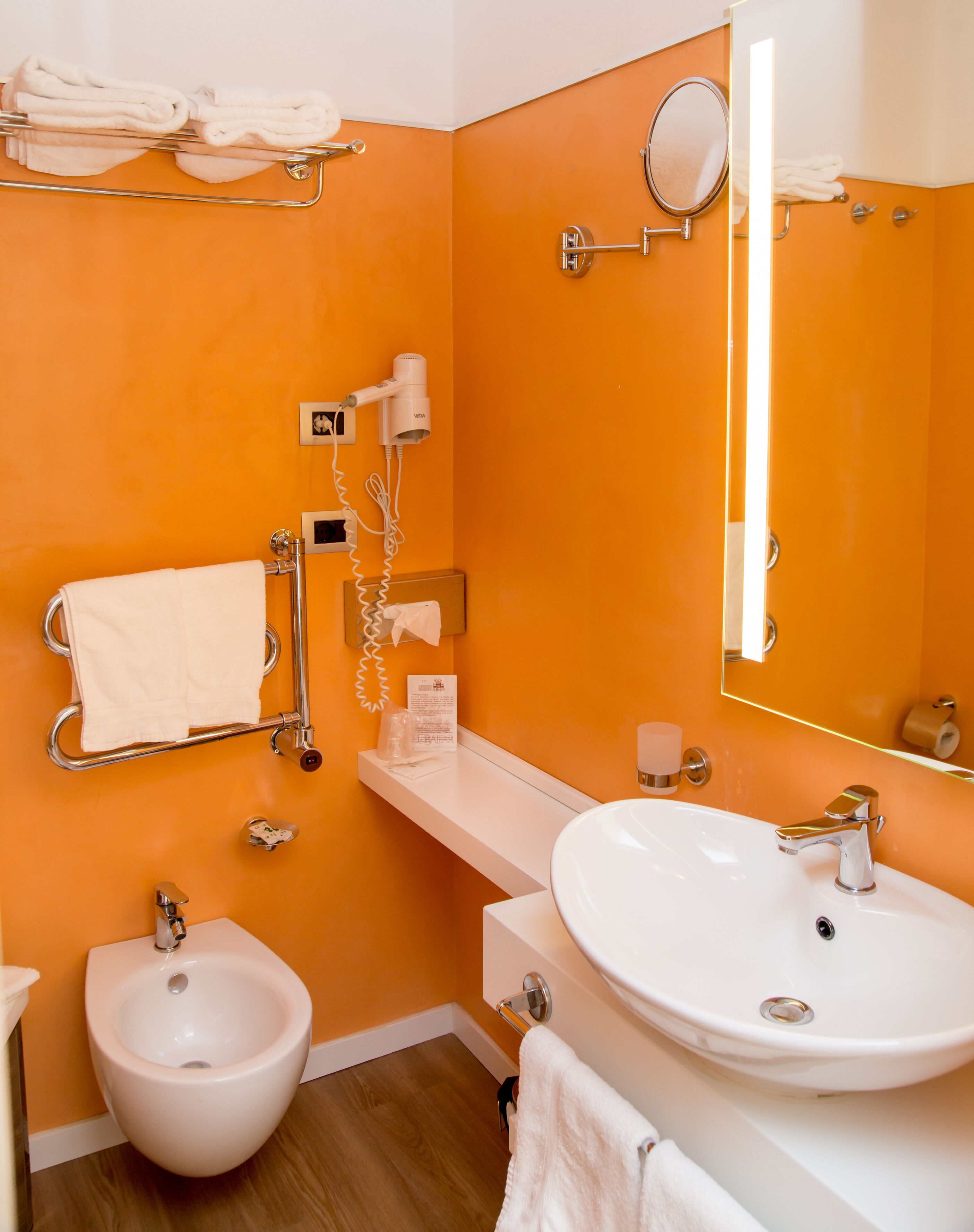 superior double or twin room, garden view | bathroom | shower, rainfall showerhead, free toiletries, hair dryer