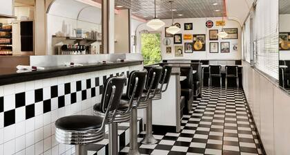 Travelodge by Wyndham Low Moor Near Covington