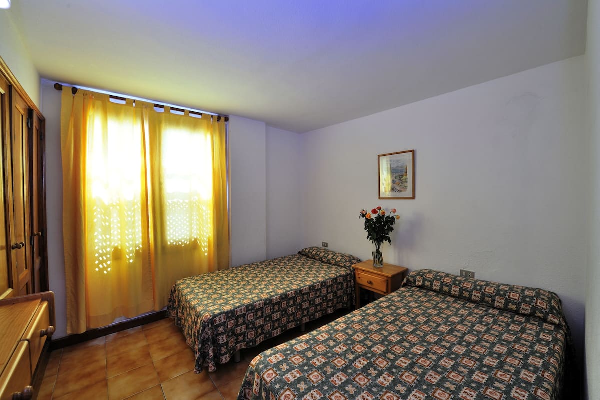 Standard Apartment, 1 Bedroom | 1 bedroom, in-room safe, rollaway beds (surcharge)